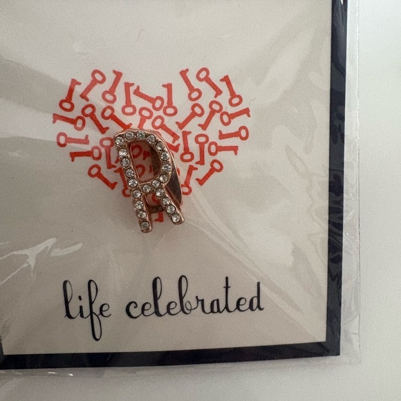 NWT Keep Collective Pave Letter “R” Pave rose gold - Picture 3 of 4